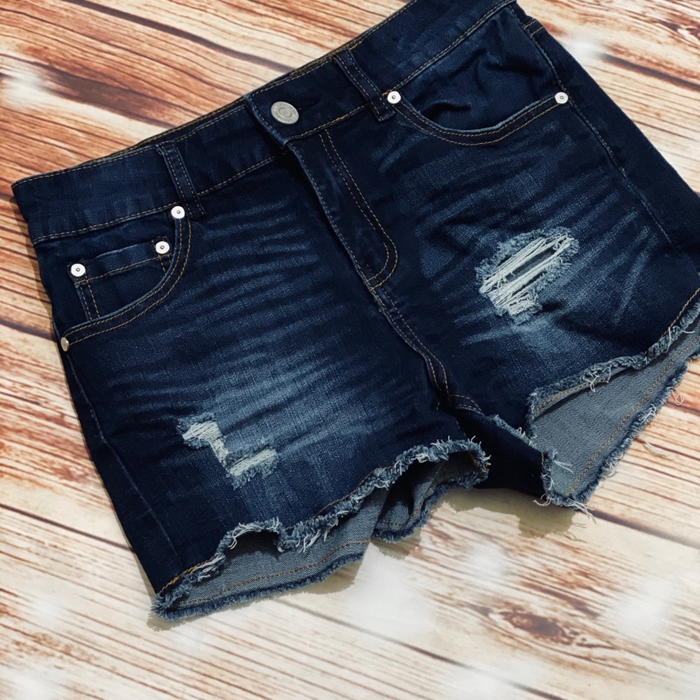 Jean shorts • high rise